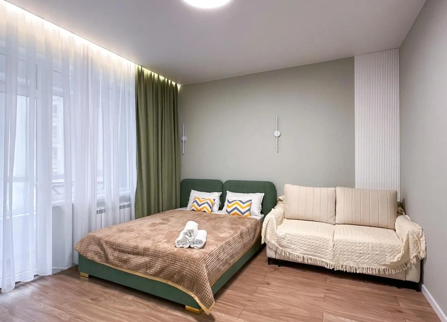 Яркая Студия В Meridian Apartments Almaty