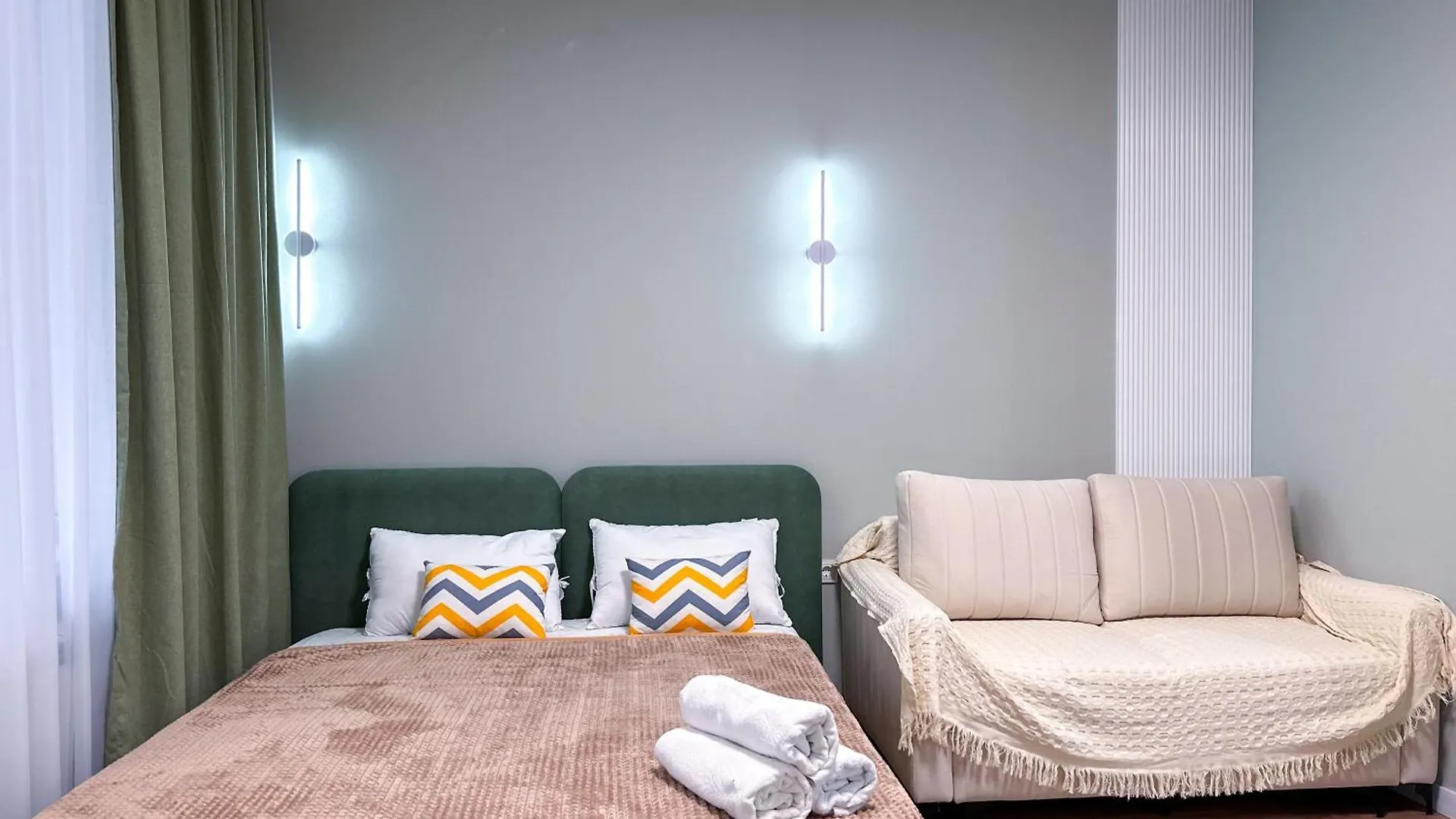 Яркая Студия В Meridian Apartments Almaty